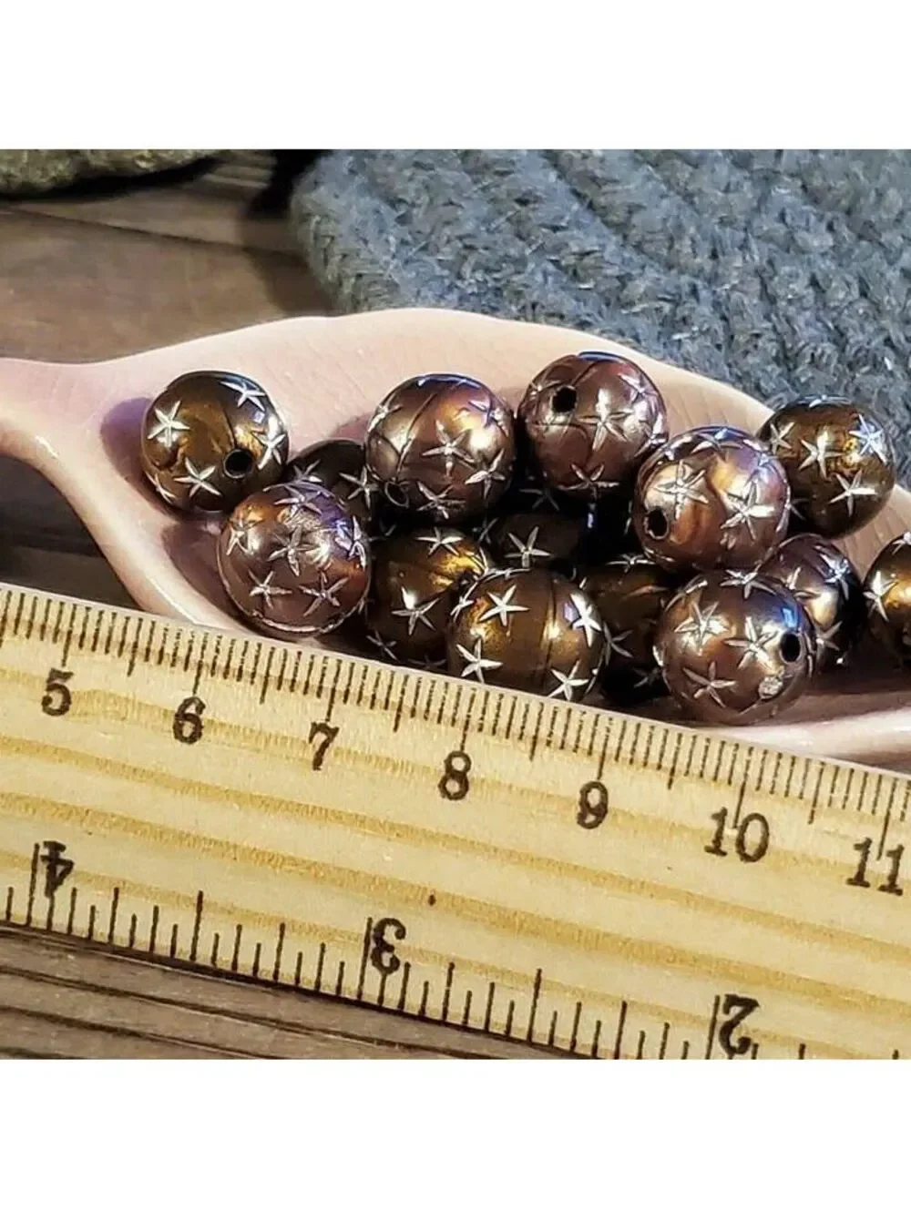 10 Vintage Retro Brown Silver Stars 12mm Round Acrylic Shabby Chic Beads